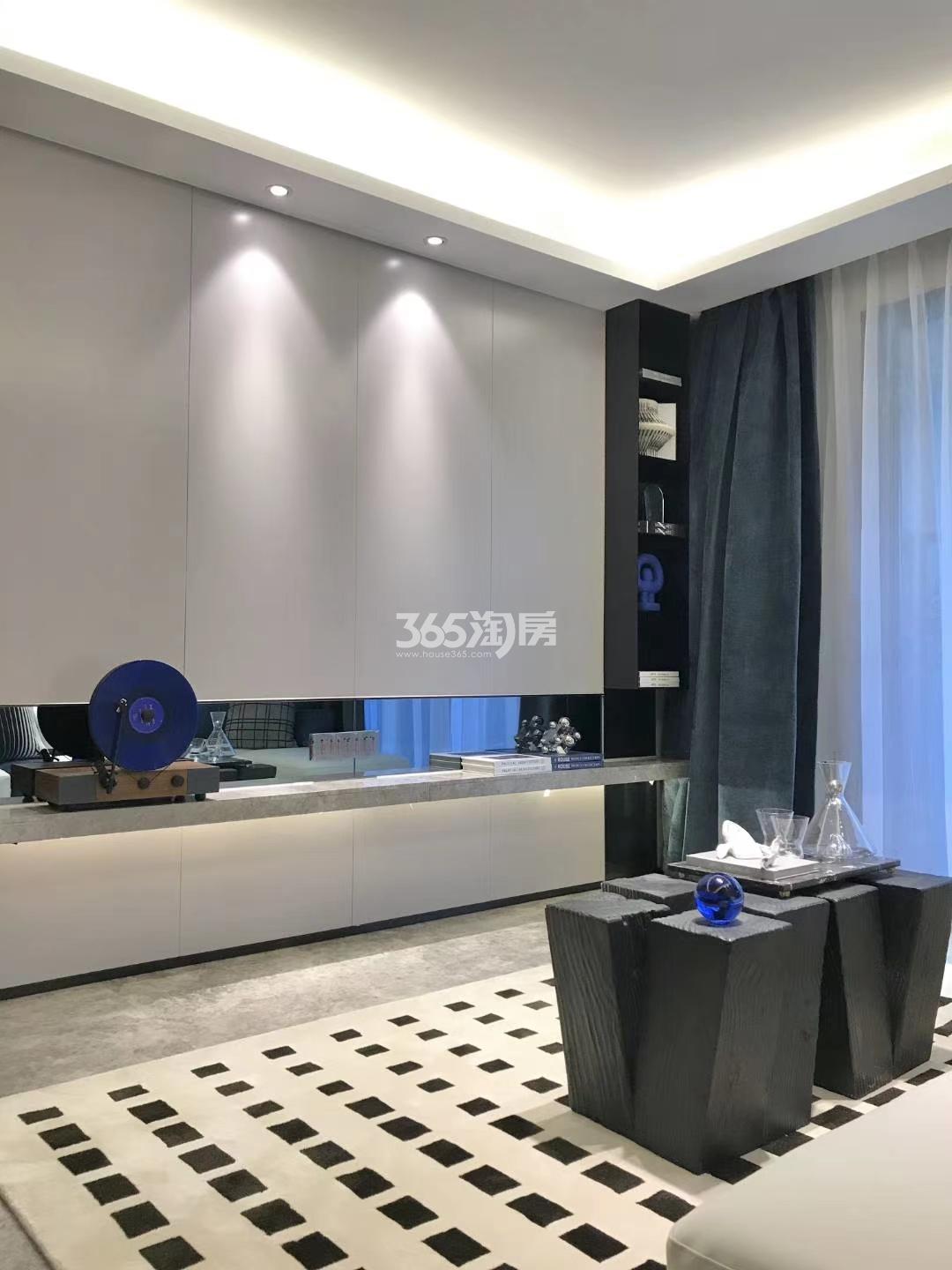 新荣世邸89方样板房——客厅