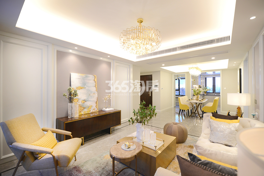 星悦城三期建面约125㎡样板间——餐客厅
