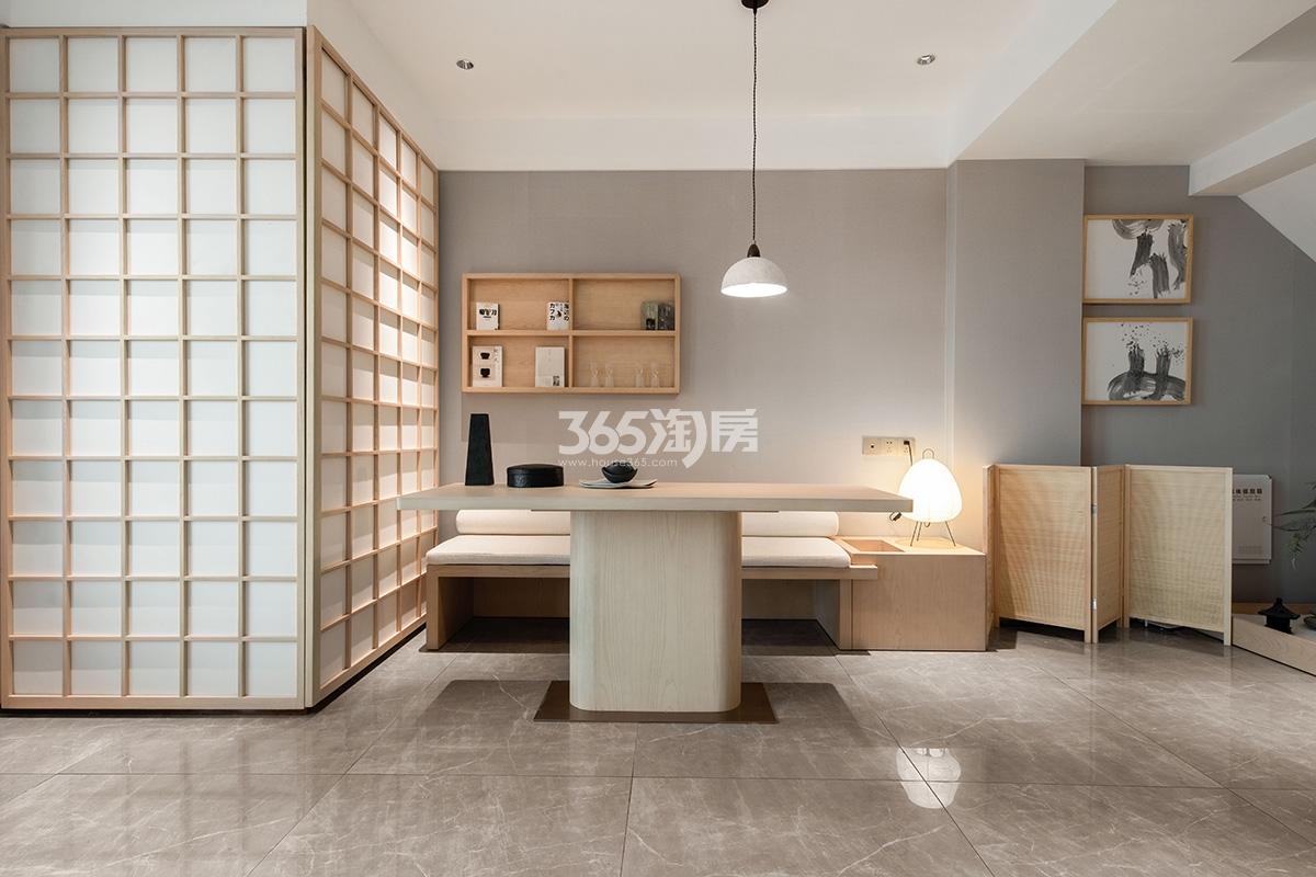 傲旋城样板间——客厅