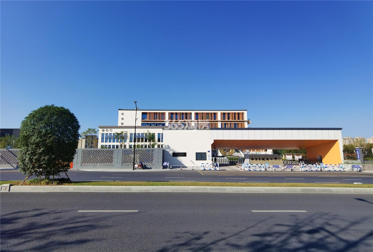 望青府配套——城南小学