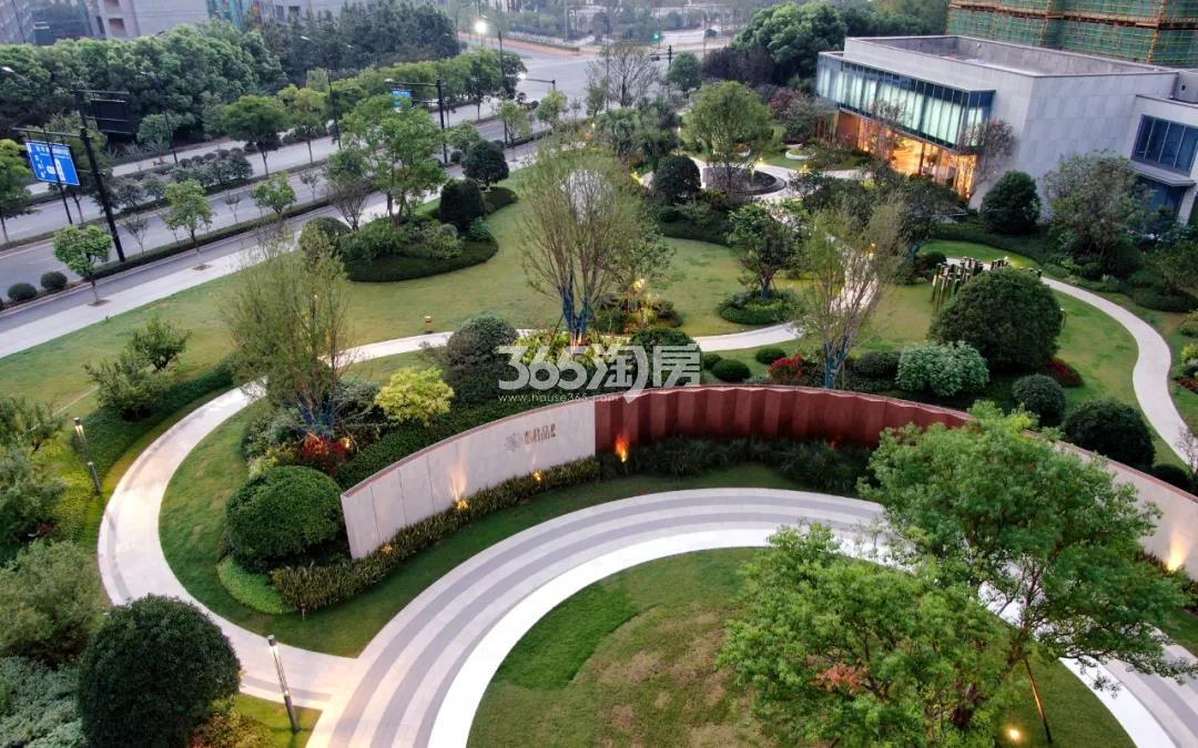 滨江君品名邸示范区实景图（2020.12）