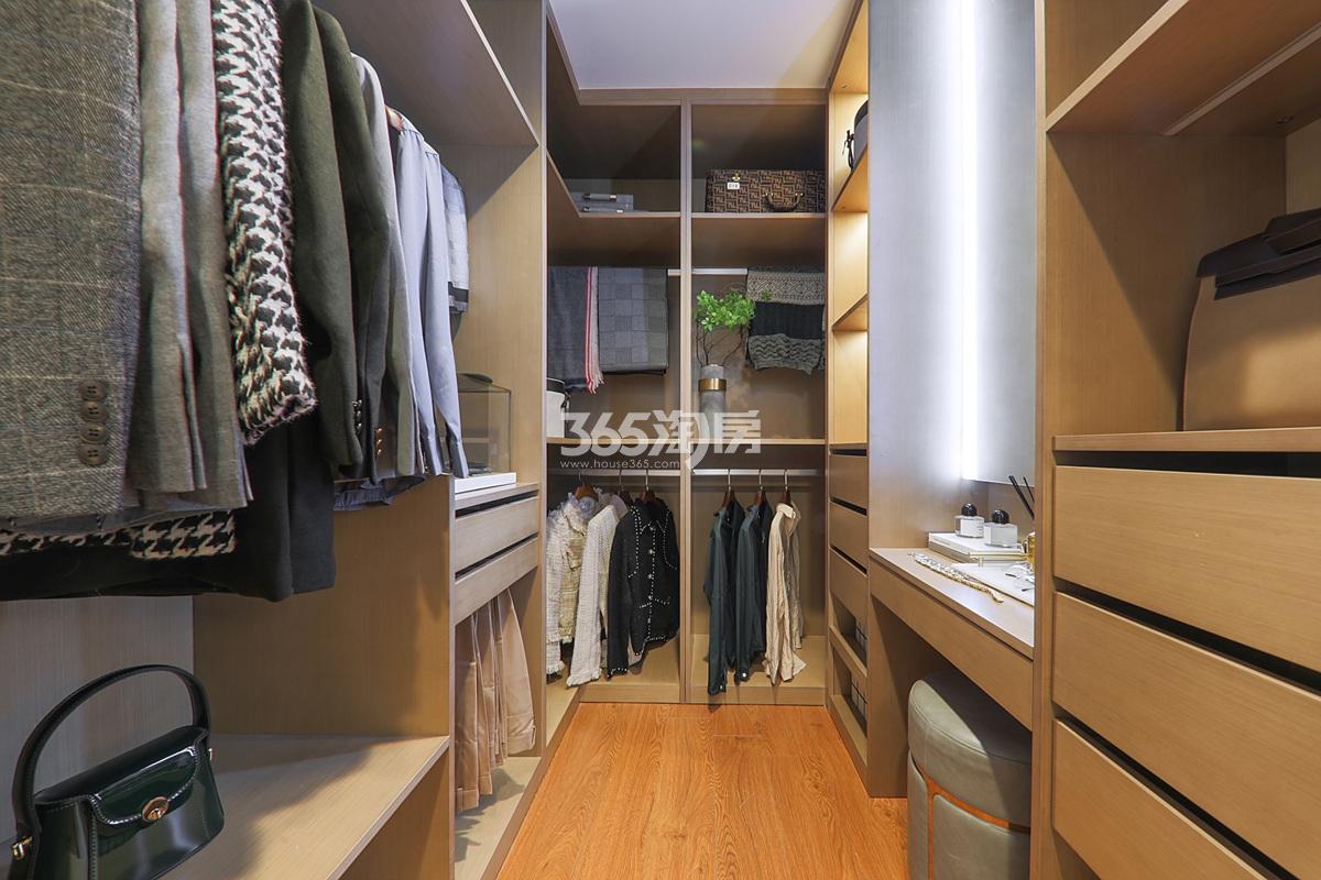 前宸府139㎡C户型样板房