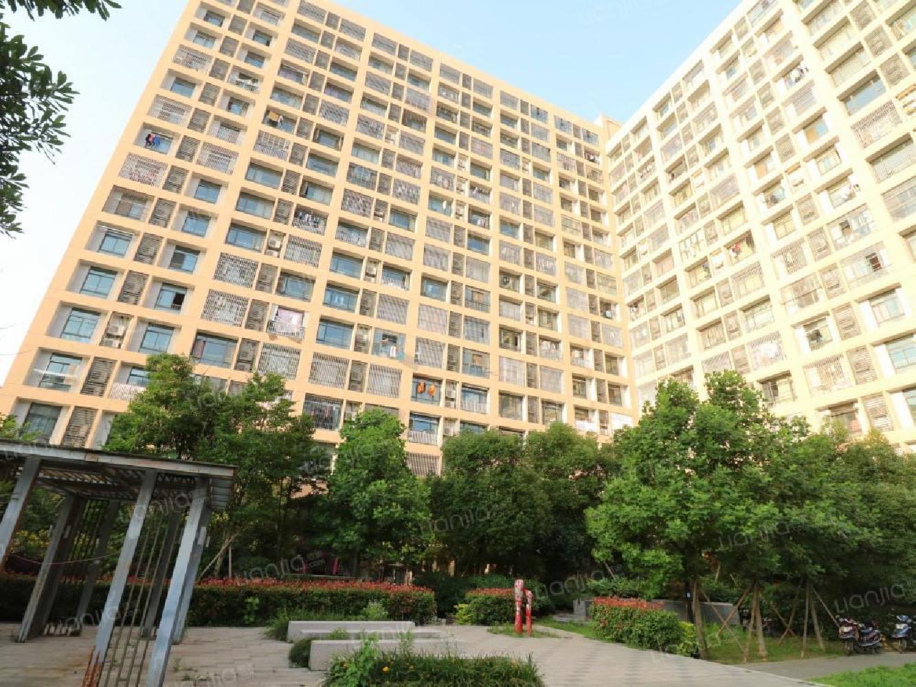 【盛世公馆 单室套 拎包入住 精装 出租 有车位_南京建邺区盛世公馆