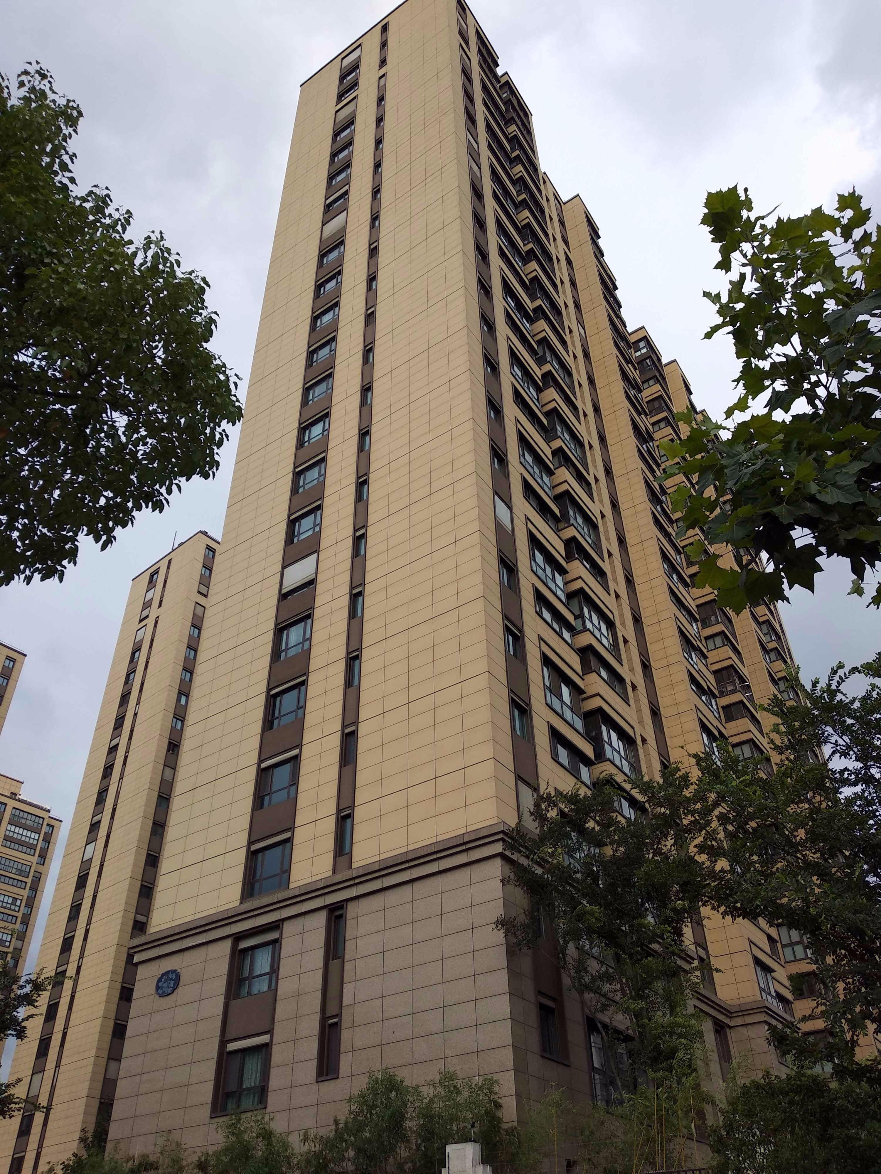 【新出新空未入住满两年丹桂园楼层好有子母车位诚